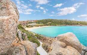 Beautiful apartment in S, Teresa di Gallura with 2 Bedrooms